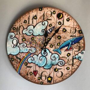 gli orologi sognanti dipinti a mano dall'artista Andrea Agostini sono disponibili solo da Allover home and lab