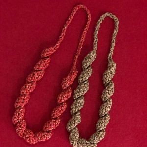 Collana in maglia torchon